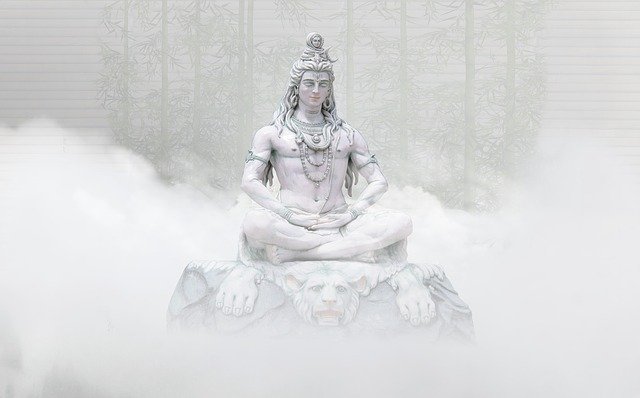 shivratri kyu manaya jata hai shivratri मनाने के फायदे