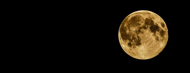 चाँद पर दाग क्यों है ‌‌‌चंद्रमा के काले धब्बे 
