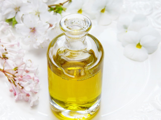 pig oil benefits in hindi