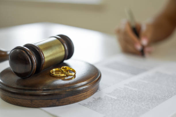 Dividing Pensions, Benefits, and Assets in a Military Divorce Dividing Pensions, Benefits, and Assets in a Military Divorce