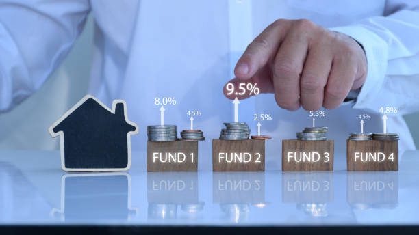 Index Funds vs. Mutual Funds: Which One Should You Choose? Index Funds vs. Mutual Funds