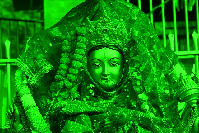 Read more about the article green tara mantra benefits in hindi ग्रीन तारा मंत्र के फायदे