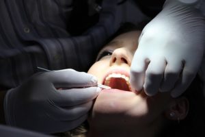 Read more about the article ऐसे करें बच्चों  के दांतों की देखभाल तो दूर होंगे हर रोग